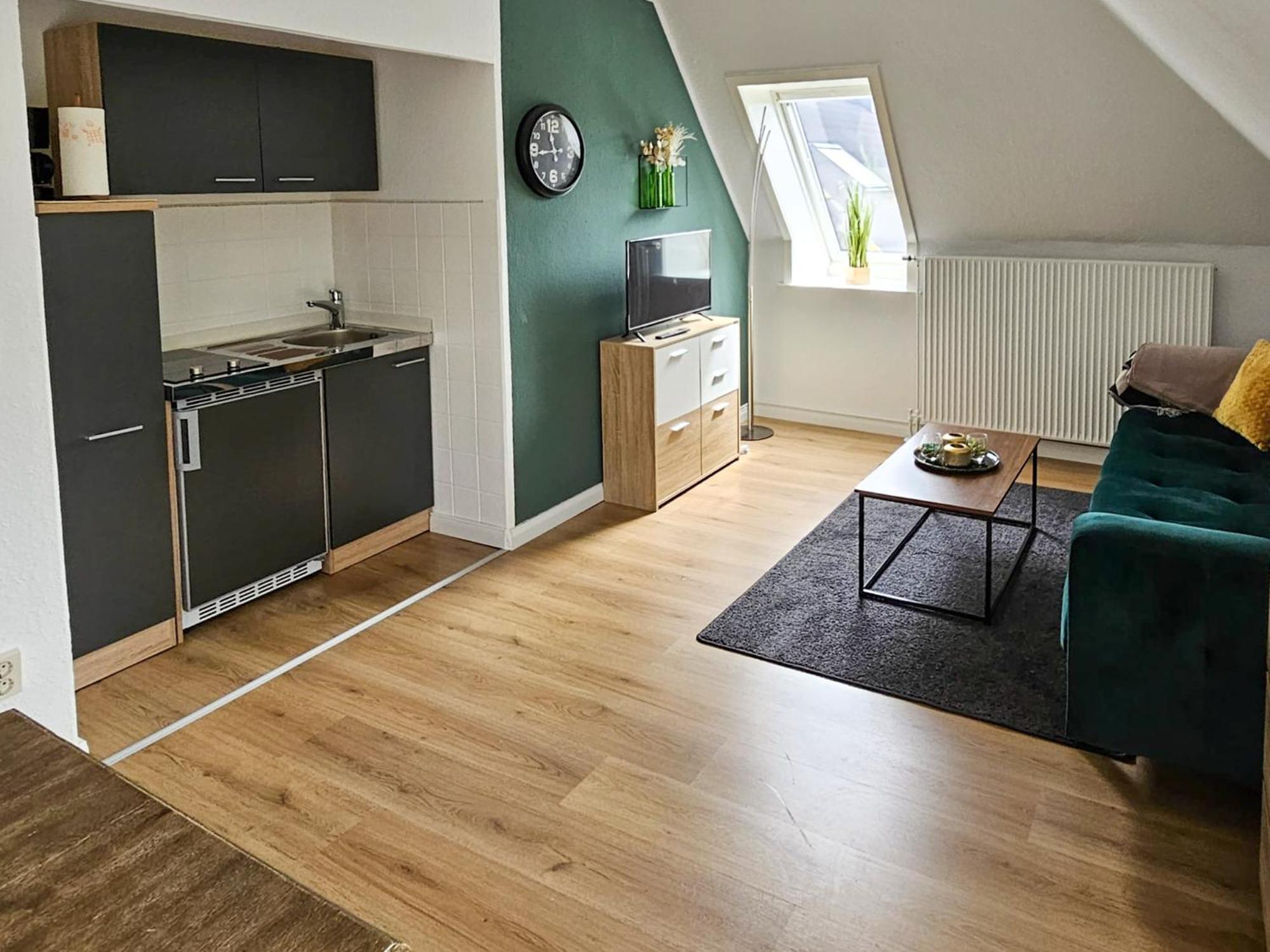 Haus Sommerwind-Ferienwohnungen mit Schwimmbad und Sauna in Büsum Exterior foto
