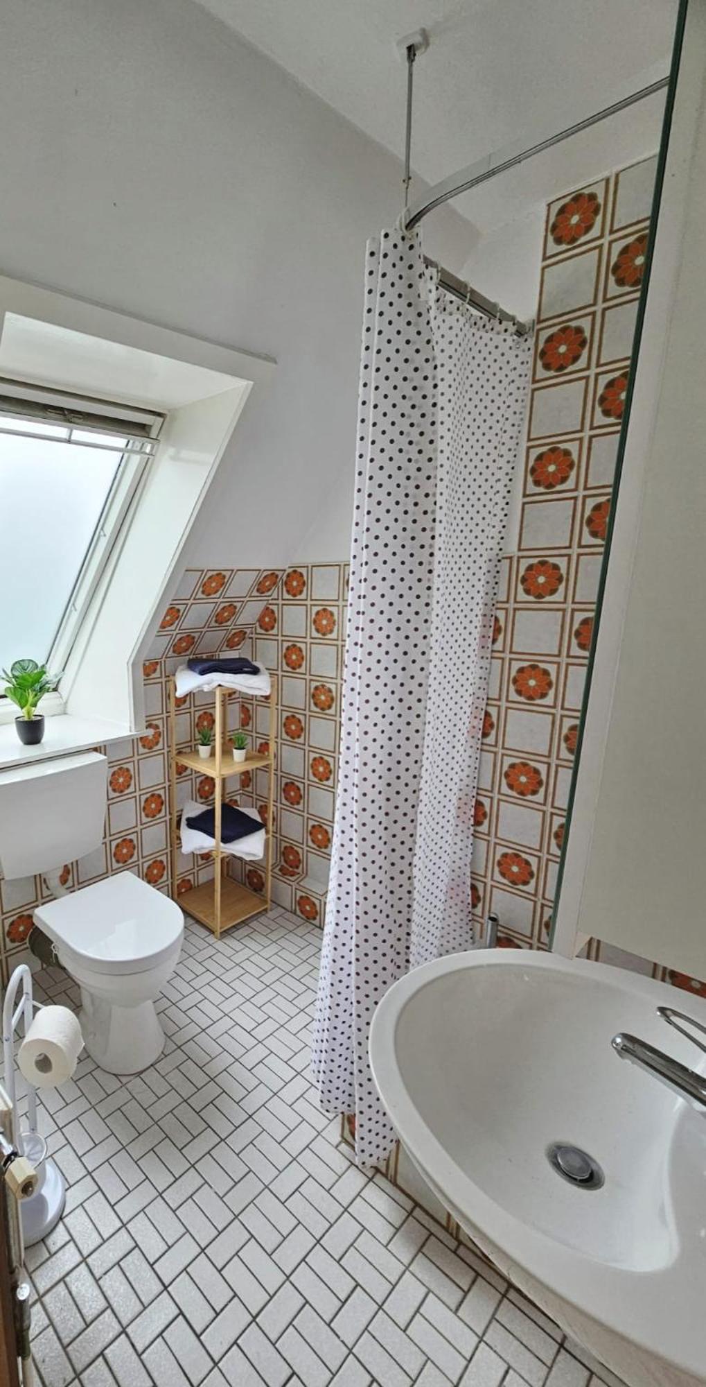 Haus Sommerwind-Ferienwohnungen mit Schwimmbad und Sauna in Büsum Zimmer foto